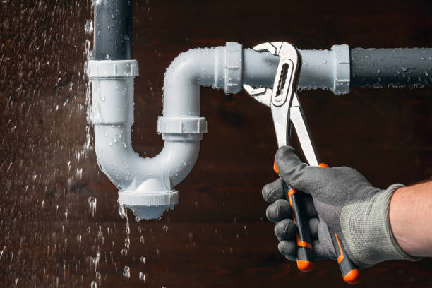 Professional Sewer Line Repair technician working in Lakeshore, LA